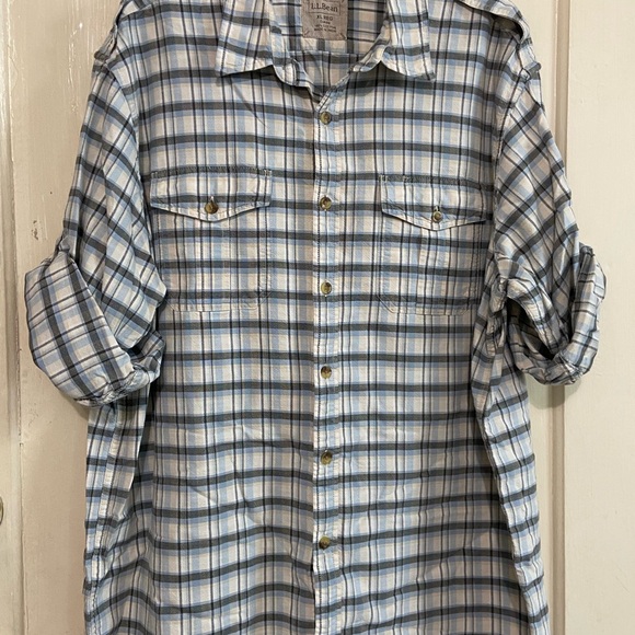 L.L.Bean men’s buttons down‎ size XL - Picture 1 of 16